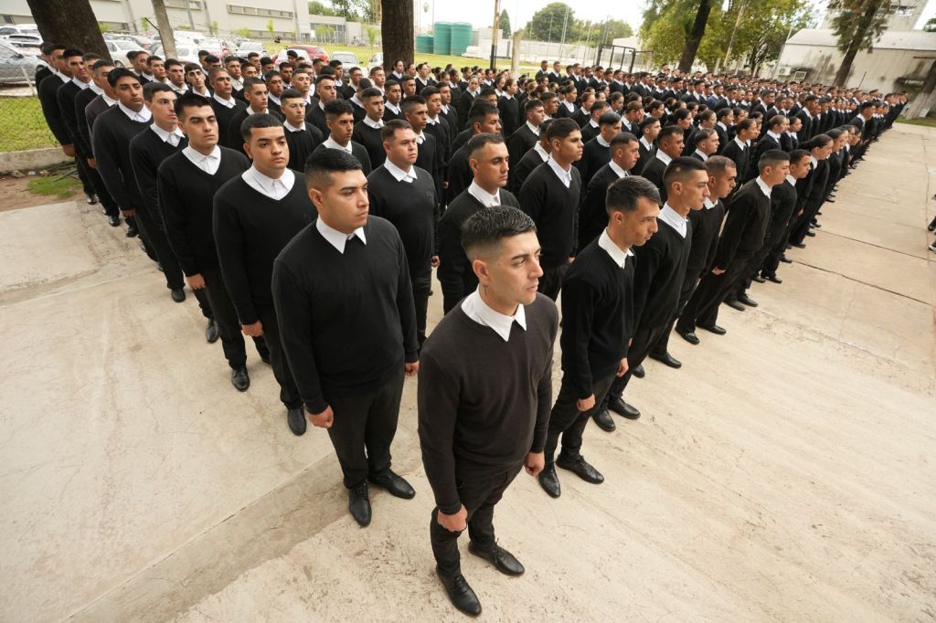 Ingreso de 521 aspirantes al Servicio Penitenciario en la Escuela Penitenciaria Nº 7 de Santa Fe